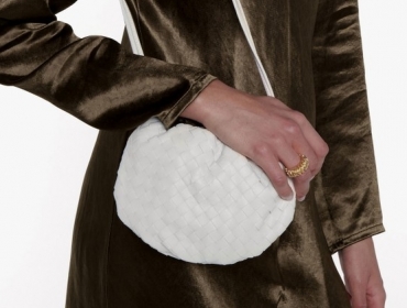 Bottega Veneta представляет новое семейство сумок Bulb