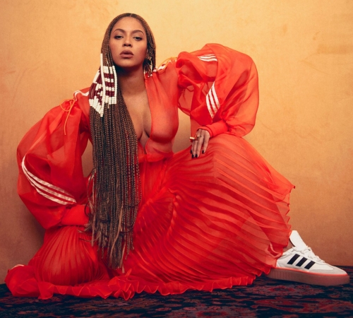 Спортивный Glam: Шикарная Бейонсе стала лицом коллаборации adidas и собственной линии IVY PARK