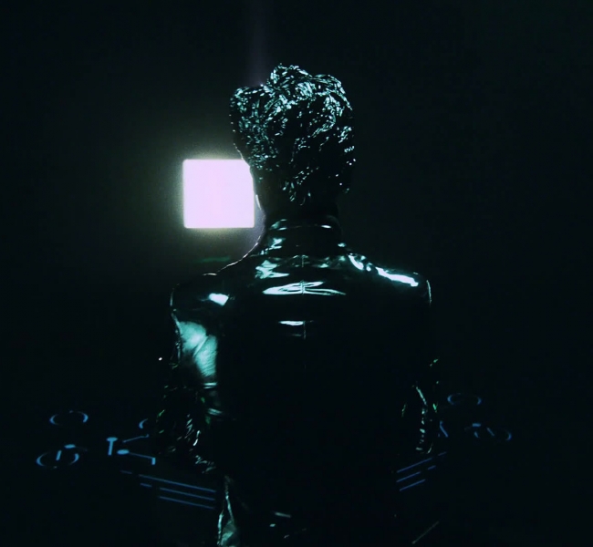 Смотрите ретрофутуристический клип Gesaffelstein и Фаррелла Уильямса на хит Blast Off