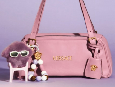 Сумка ‘Tag’ від Versace: розкіш на віртуальному шопінгу через Snapchat і Zepeto