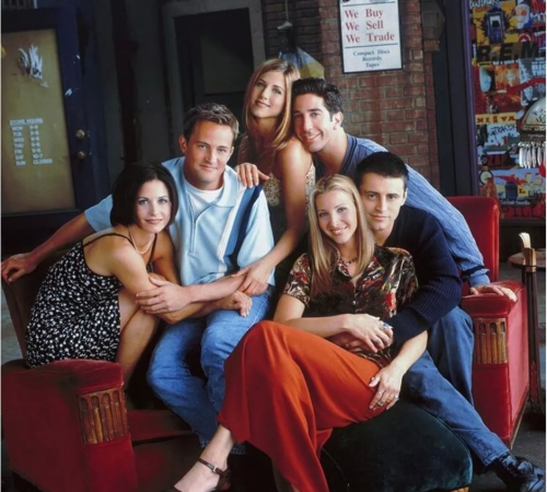 Марта Кауффман извинилась за отстутствие разнообразия в «Друзьях» и рассказала, возможен ли ремейк шоу