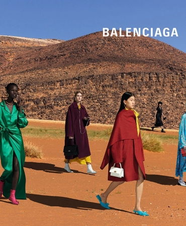 Блуждающие странники пустыни в новом кампейне Balenciaga