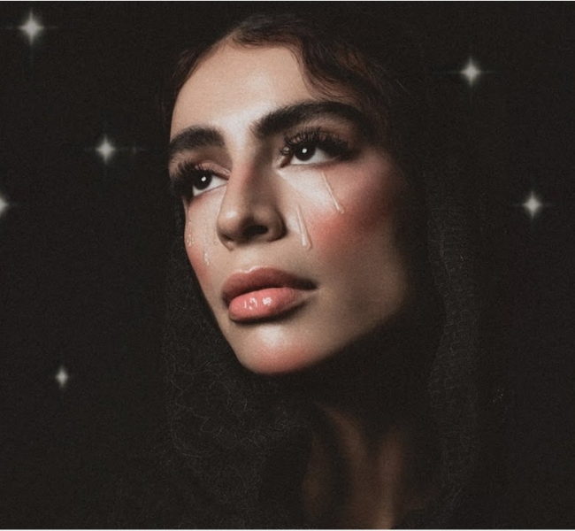 Sevdaliza выпустила новую завораживающую песню и снова не разочаровала нас