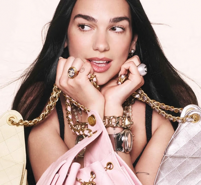 Dua Lipa у кампанії CHANEL 25: стиль, свобода та енергія Нью-Йорка