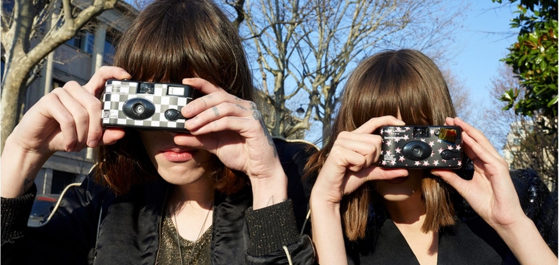 Поймать момент: Saint-Laurent выпустил эксклюзивный дроп стильных фотокамер