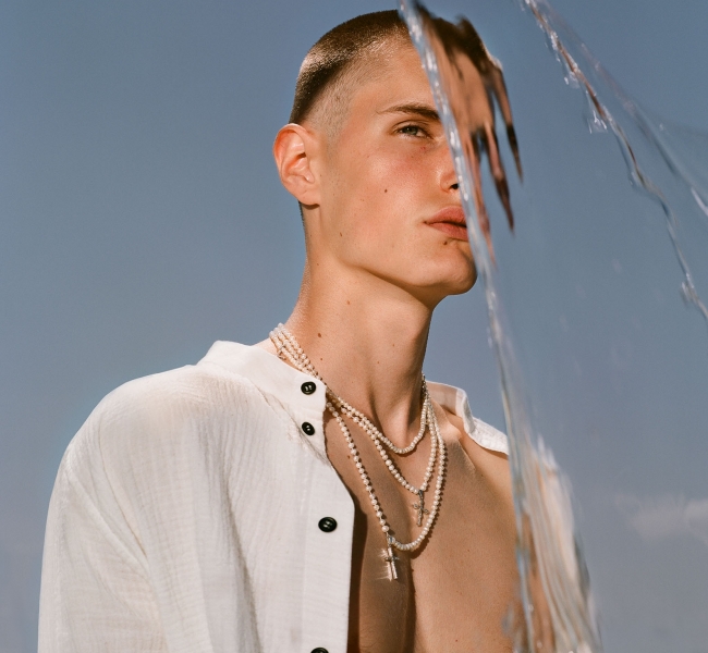 Украинские художники Synchrodogs сняли проект для бренда Bakhirka Apparel