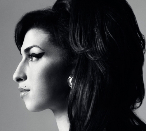 Воскрешение легендарной певицы Эми Уайнхаус на большой сцене