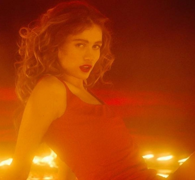 Новый трек Луны: чем похож на песни Цоя и почему это не бесит