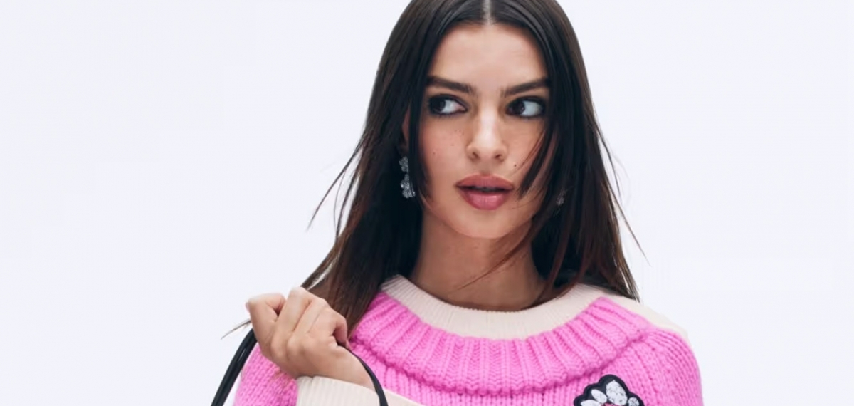 Emily Ratajkowski стала обличчям нової сумки The Dual від Marc Jacobs