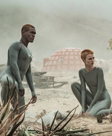 Два андроида воспитывают человеческих детей в трейлере фильма Ридли Скотта «Выращенные волками»