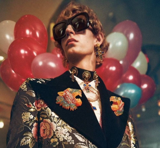 Любовь, мода и Новый Год: Gucci представили красивейшее праздничное видео