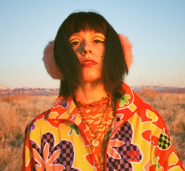 Женщина-женьшень или Сакральные женские способности в новом альбоме Mustelide от лейбла Masterskaya