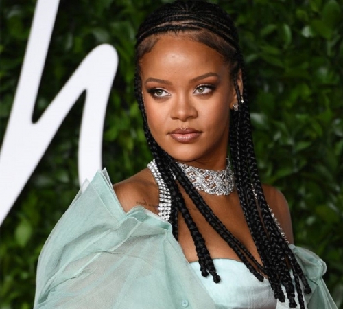 Номинанты и триумфаторы премии British Fashion Awards 2019