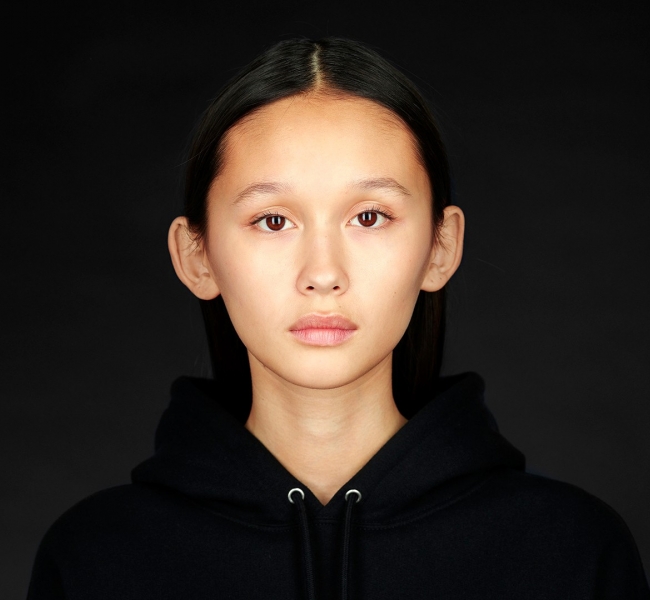 Balenciaga пожертвует доходы от новой коллекции Мировой продовольственной программе