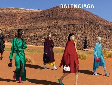 Блуждающие странники пустыни в новом кампейне Balenciaga