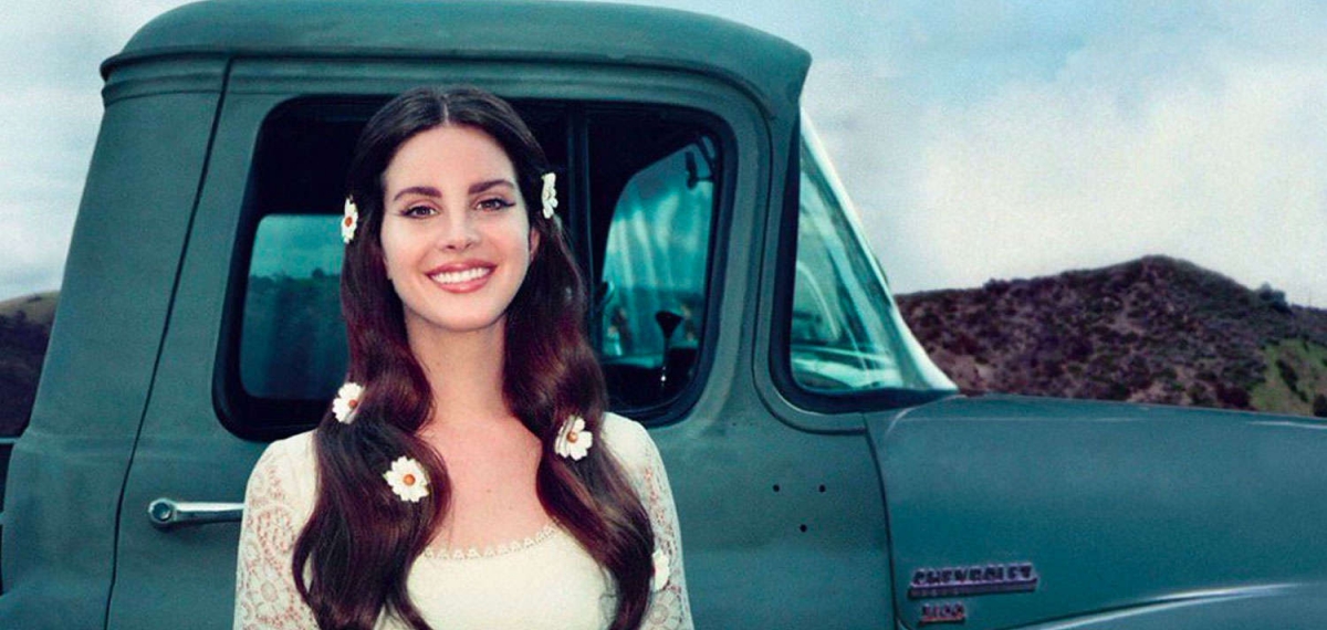 Lana Del Rey презентовала одновременно два сингла