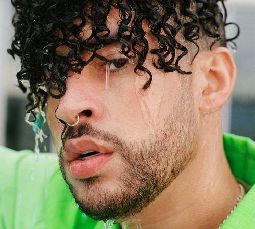 Bad Bunny бросает вызов гендерным нормам в новом кампейне Jacquemus