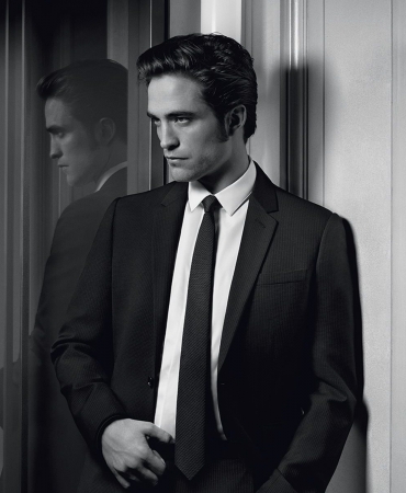 Это официально: Роберт Паттинсон сыграет легендарного супергероя