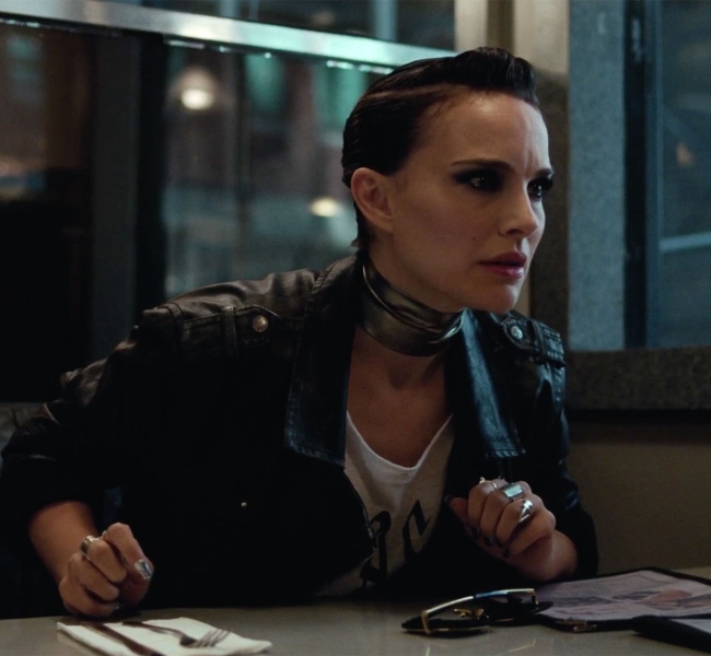 Натали Портман в новом музыкальном видео «Wrapped Up» к фильму «Vox Lux»
