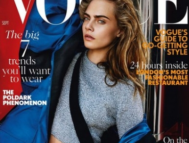 Кара Делевинь на обложке Vogue UK