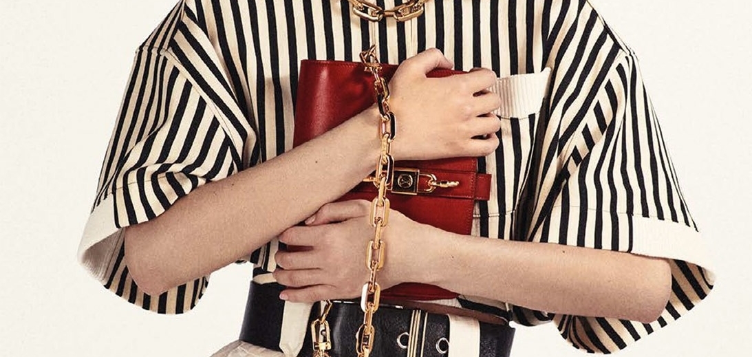 Обязательный весенний аксессуар: Louis Vuitton представит новую сумку Rendez-Vous