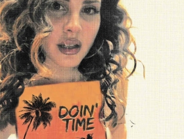 Слушайте новую песню Ланы Дель Рей — кавер трека Doin' Time группы Sublime