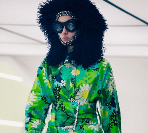 Moncler Genius объединились с восемью брендами, чтобы создать грандиозный парк моды на Milan Fashion Week