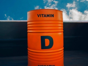 MONATIK: премьера нового видео и сингла "Vitamin D"