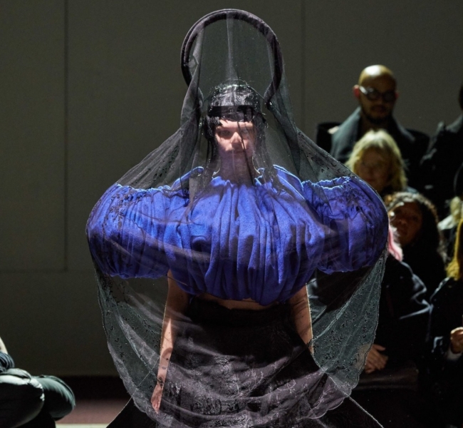 Это надо видеть! Что-то невообразимое творилось на показе COMME des GARÇONS FW20