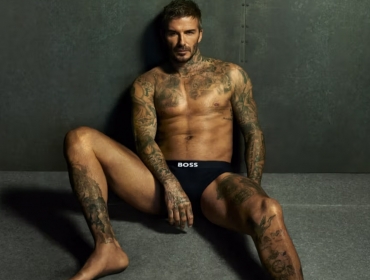 David Beckham у новій кампанії BOSS: мінімум одягу, максимум стилю