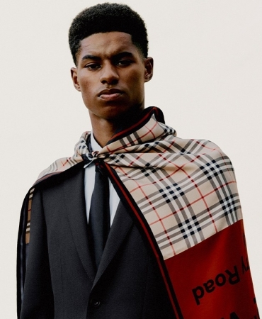 Burberry и футболист Маркус Рэшфорд объединяют усилия для поддержки молодых людей во всем мире