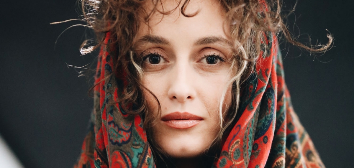 Alina Pash випустила сингл про першу співачку і фотомодель Гуцульщини