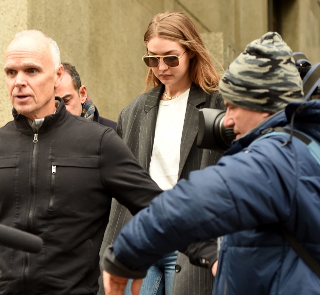 Джиджи Хадид может стать присяжным заседателем в судебном процессе над Харви Вайнштейном