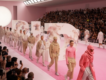 Лучшие мужские образы и главные тренды Paris Fashion Week: Louis Vuitton, Dior, Thom Browne, Jil Sander, CELINE и другие