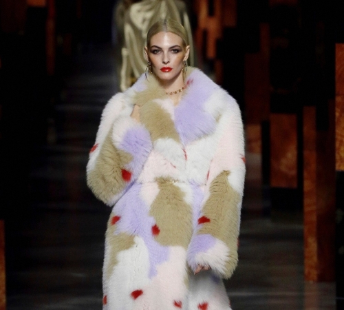 Ким Джонс представил свою вторую коллекцию для Fendi