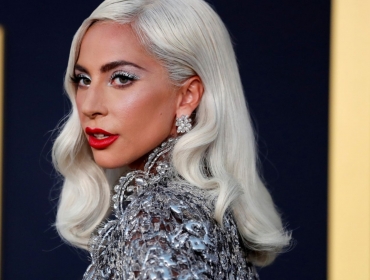 Для людей без определенного гендера: Леди Гага станет лицом нового аромата от Valentino