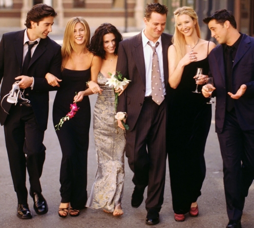 В честь 25-ой годовщины сериала: Посмотрите, какие личные предметы легендарных «Друзей» теперь можно купить