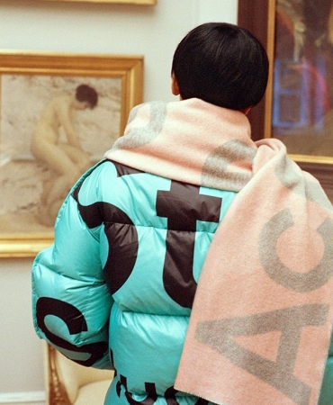 Главный аксессуар сезона: Acne Studios представляет коллекцию шарфов FW20