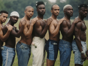 MTV открыли выставку, посвященную темнокожем людям и представителям ЛГБТ. Вот главные работы