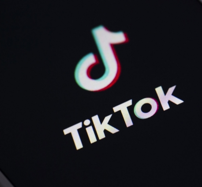Может вас травмировать: Пользователей TikTok просят не смотреть вирусный фильм ужасов
