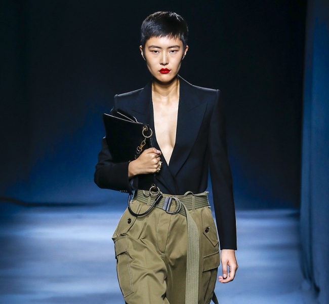 Смелые женские и мужские образы новой коллекции от Givenchy