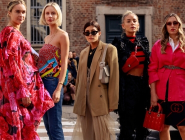 Яркий и смелый Street Style на Миланской неделе моды SS20