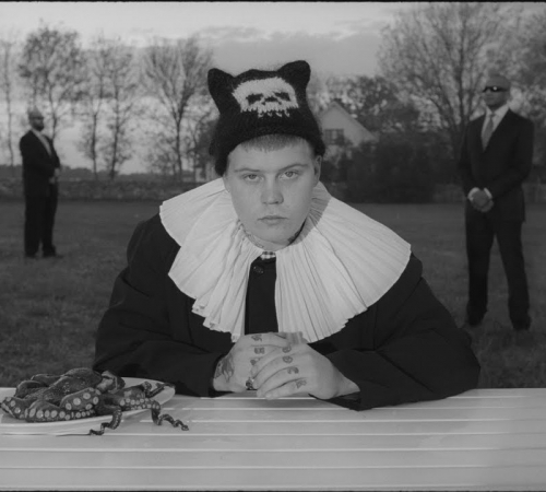 Об инвалидности внешней и внутренней в новом видео Yung Lean