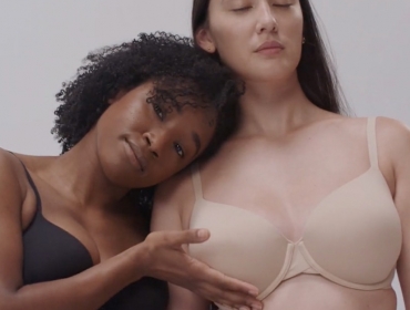 Всё о женской груди: Calvin Klein запускает новый сериал на YouTube