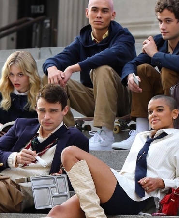 Смотрите трейлер второй части первого сезона перезагрузки «Сплетницы»