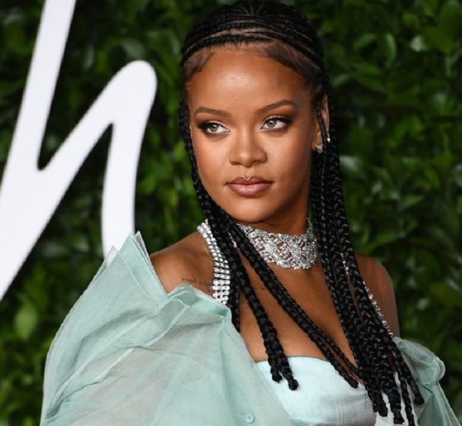 Номинанты и триумфаторы премии British Fashion Awards 2019