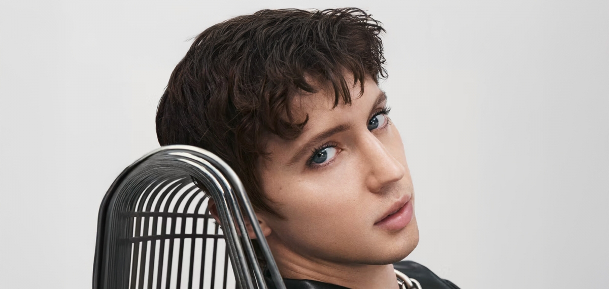 Troye Sivan представляє нову туш «Eyephoria Rockstar» від Rabanne