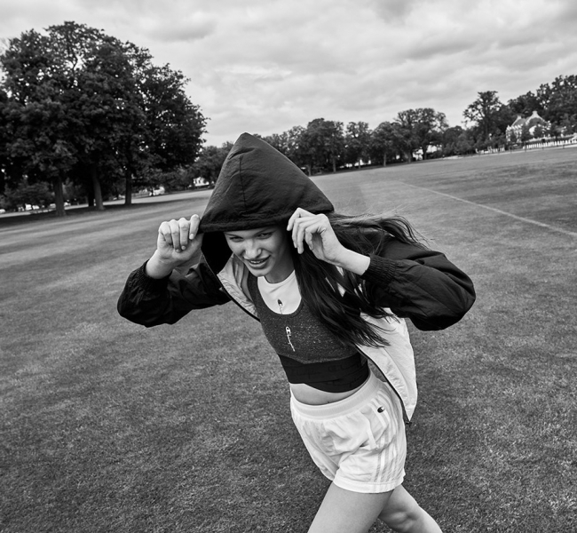 Студенческие годы: Новая коллекция премиальной линии Champion делает ставку на молодость