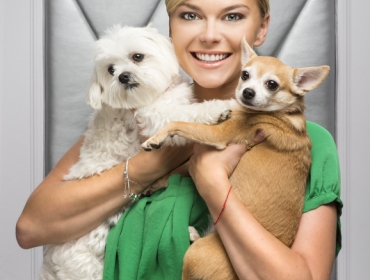 Ириша Блохина приняла участие в съемках журнала "Зоодруг" со своими собаками