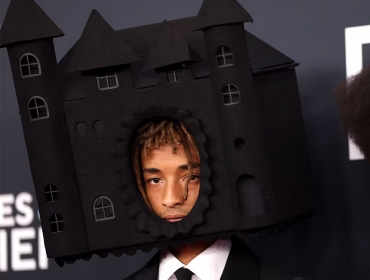 Замок на голові: як Jaden Smith зробив Castlecore головним трендом